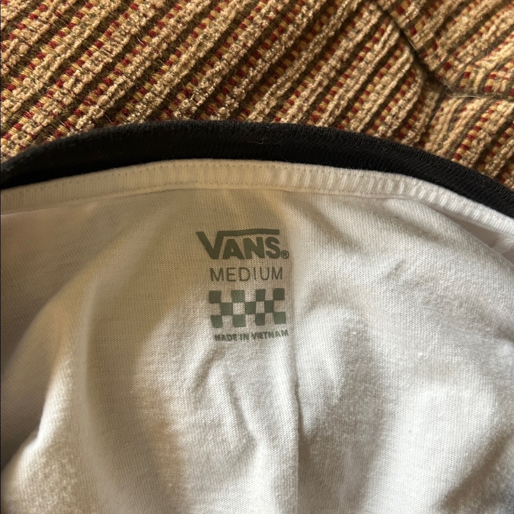 Vans White Cropped Long Sleeve with Black Checker Sleeve - Picture 6 of 7